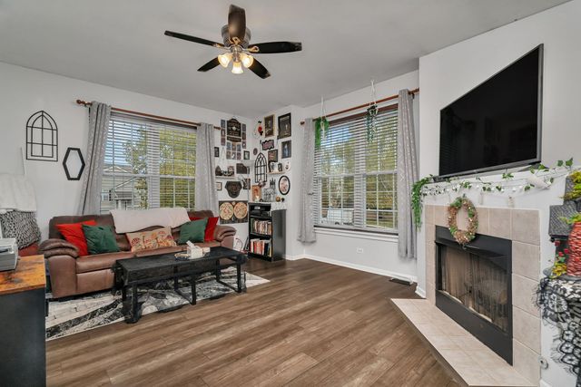 3540 Woodside Court, Joliet, IL 60431