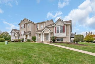 3540 Woodside Court, Joliet, IL 60431