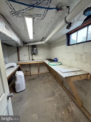 165 S 32ND ST, Camp Hill, PA 17011