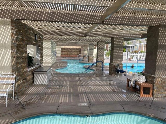 74711 Dillon Road 318, Desert Hot Springs, CA 92241