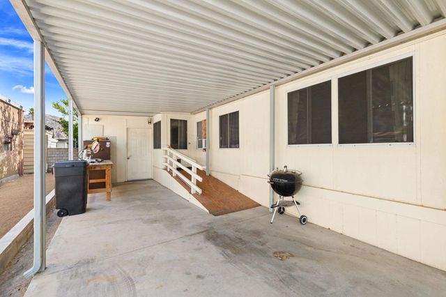 74711 Dillon Road 318, Desert Hot Springs, CA 92241