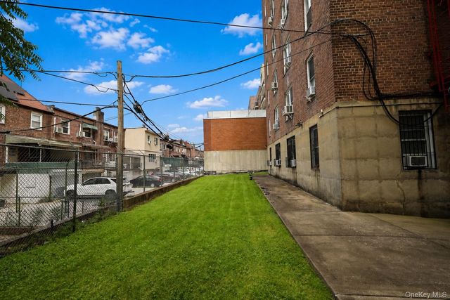 99-15 66 Avenue 5A, Rego Park, NY 11374