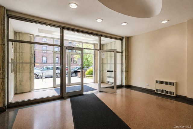 99-15 66 Avenue 5A, Rego Park, NY 11374