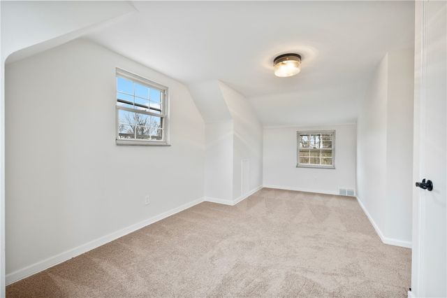 554 Saint Clair Dr, Penn Hills, PA 15147