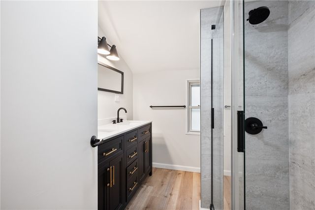 554 Saint Clair Dr, Penn Hills, PA 15147