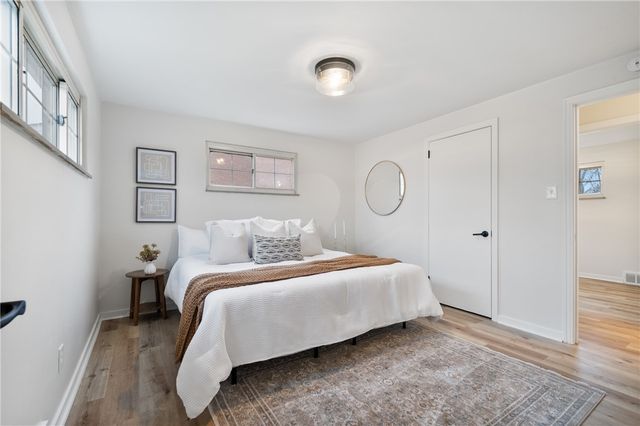 554 Saint Clair Dr, Penn Hills, PA 15147