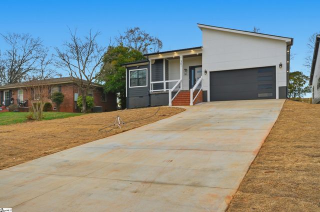 301 Jacquline Lane, Greenville, SC 29607