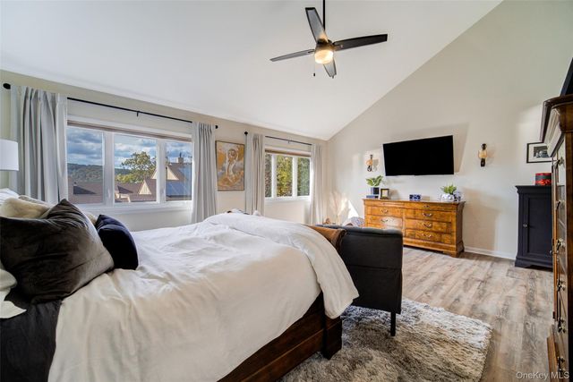 16 Arapaho Court, Suffern, NY 10901