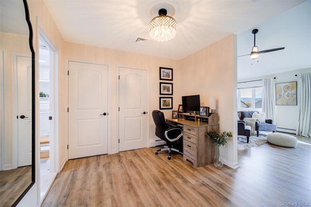 16 Arapaho Court, Suffern, NY 10901