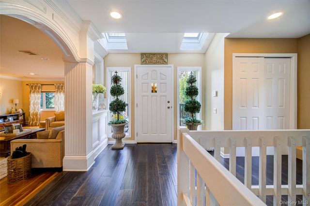 16 Arapaho Court, Suffern, NY 10901