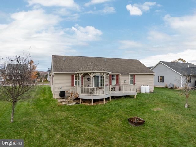 245 ARCHERS GLEN CIR, Bellefonte, PA 16823