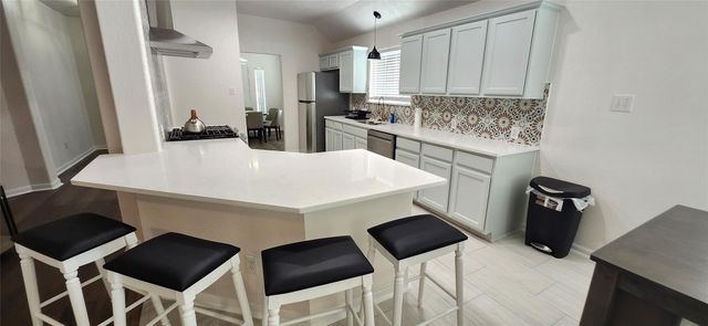 17238 Maple Hollow Drive, Sugar Land, TX 77498