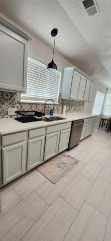 17238 Maple Hollow Drive, Sugar Land, TX 77498