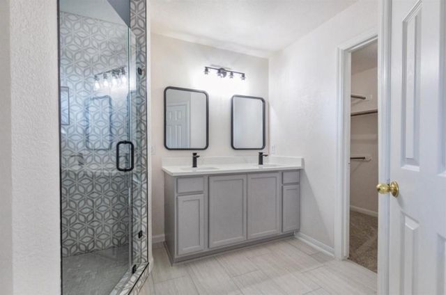 17238 Maple Hollow Drive, Sugar Land, TX 77498