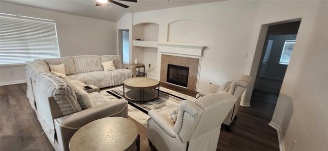 17238 Maple Hollow Drive, Sugar Land, TX 77498