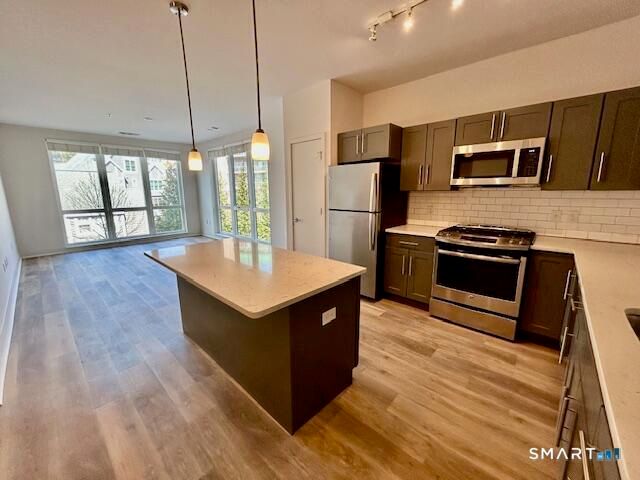 112a Southfield Avenue 312, Stamford, CT 06902