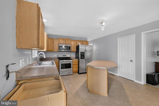 1231 BUFFALO AVE, Mays Landing, NJ 08330