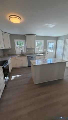 1424 Decatur St, Richmond, VA 23224
