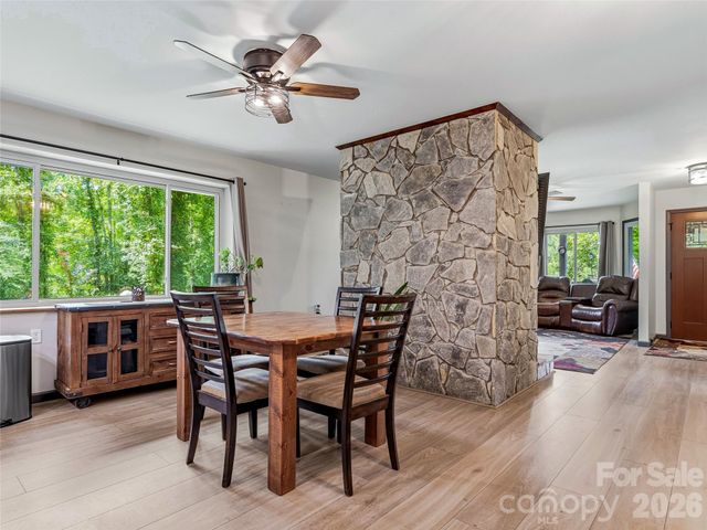 152 Worley Cove Road, Leicester, NC 28748