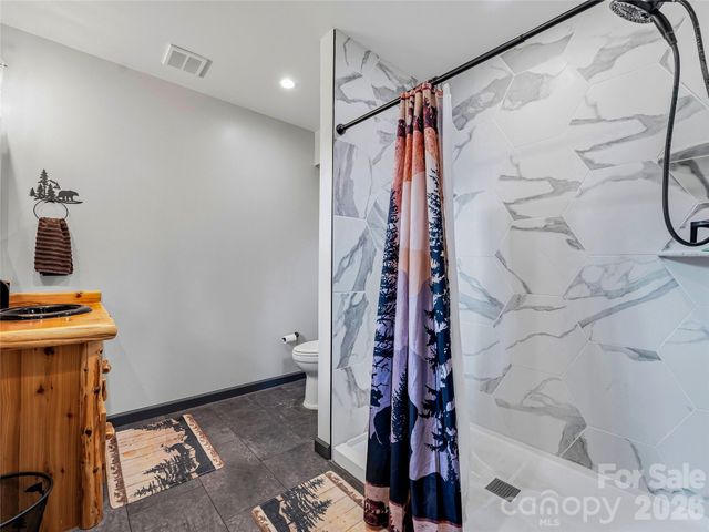 152 Worley Cove Road, Leicester, NC 28748
