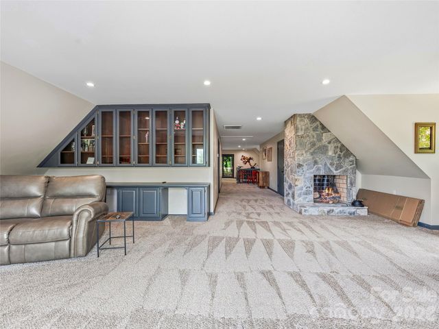 152 Worley Cove Road, Leicester, NC 28748