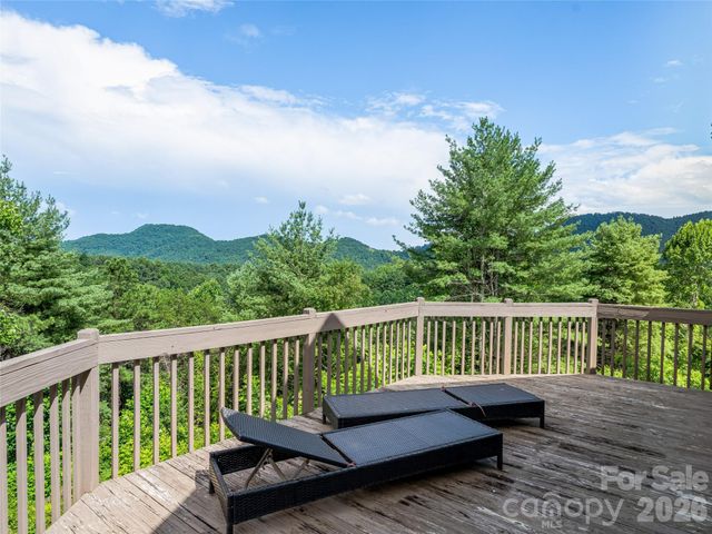 152 Worley Cove Road, Leicester, NC 28748