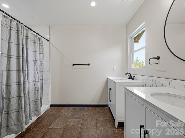 152 Worley Cove Road, Leicester, NC 28748