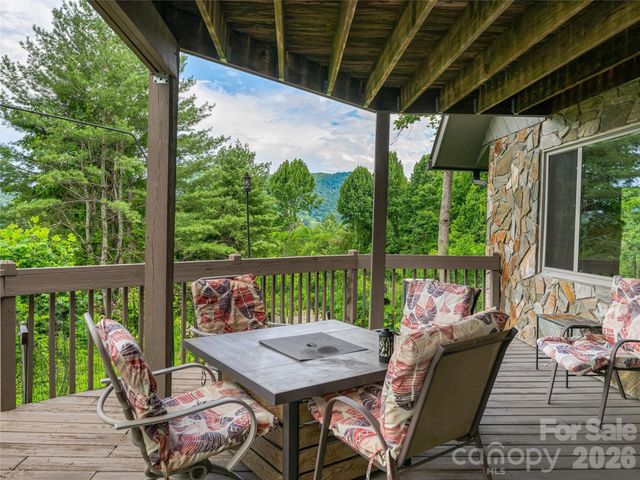152 Worley Cove Road, Leicester, NC 28748