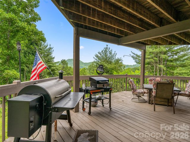 152 Worley Cove Road, Leicester, NC 28748