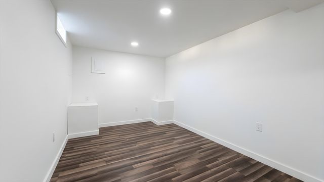 338 Whiting Ave B, Dedham, MA 02026