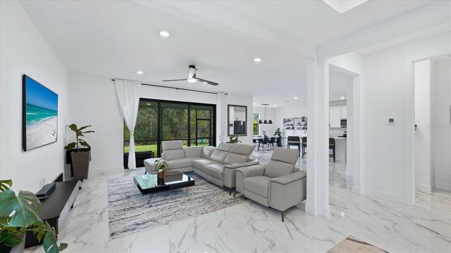 16313 HIDDEN OAK LOOP, Bradenton, FL 34211