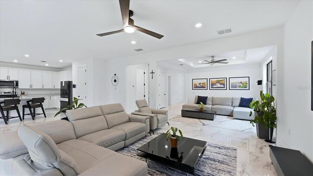 16313 HIDDEN OAK LOOP, Bradenton, FL 34211