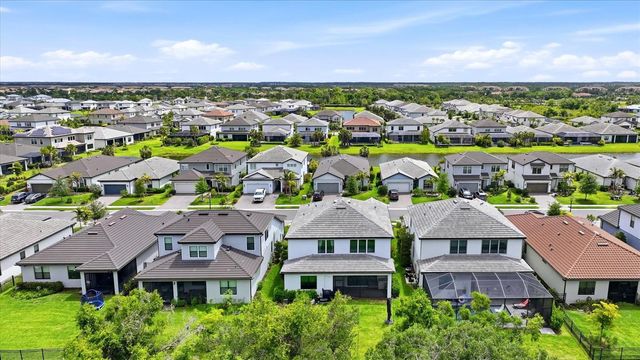 16313 HIDDEN OAK LOOP, Bradenton, FL 34211