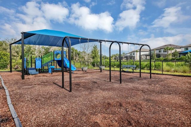 16313 HIDDEN OAK LOOP, Bradenton, FL 34211