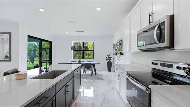 16313 HIDDEN OAK LOOP, Bradenton, FL 34211