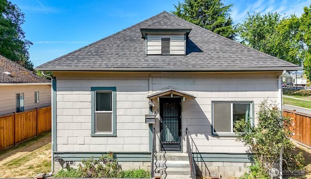 503 5th Avenue S, Kent, WA 98032