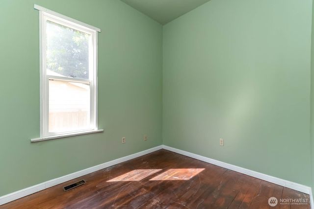 503 5th Avenue S, Kent, WA 98032
