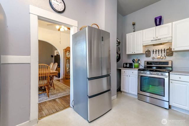 503 5th Avenue S, Kent, WA 98032