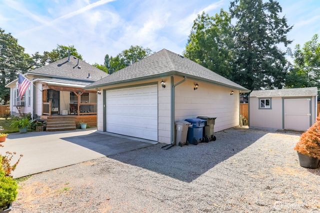 503 5th Avenue S, Kent, WA 98032