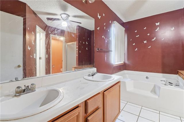 4918 Windsor Downs Lane, Decatur, GA 30035