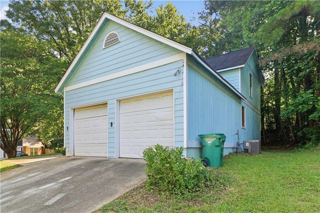 4918 Windsor Downs Lane, Decatur, GA 30035