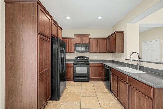26616 N Babbling Brook Drive, Phoenix, AZ 85083