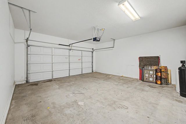 26616 N Babbling Brook Drive, Phoenix, AZ 85083