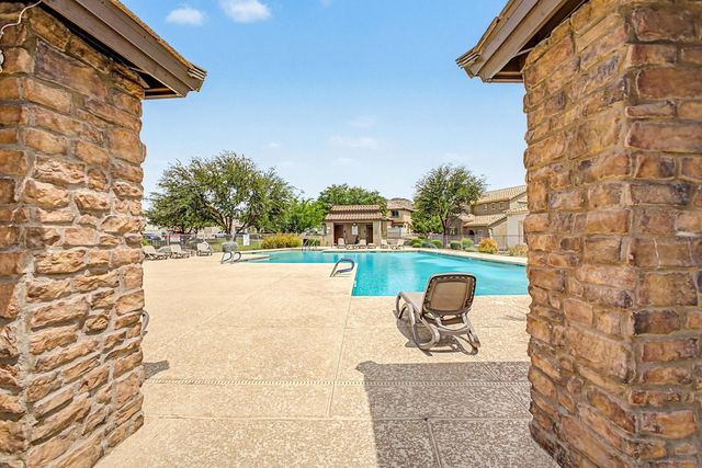 26616 N Babbling Brook Drive, Phoenix, AZ 85083