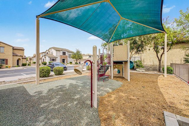 26616 N Babbling Brook Drive, Phoenix, AZ 85083