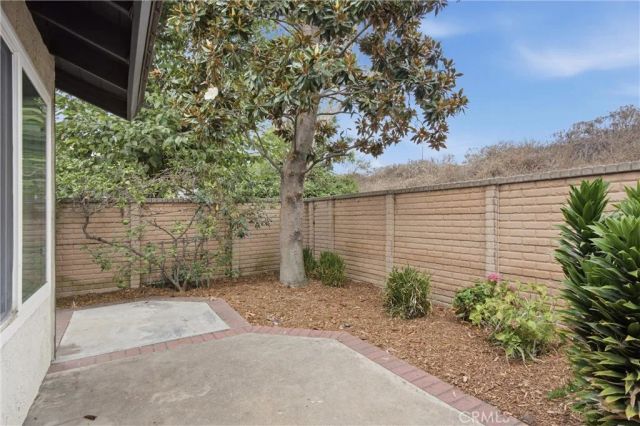 17080 Mount Lomina Court, Fountain Valley, CA 92708