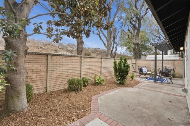 17080 Mount Lomina Court, Fountain Valley, CA 92708