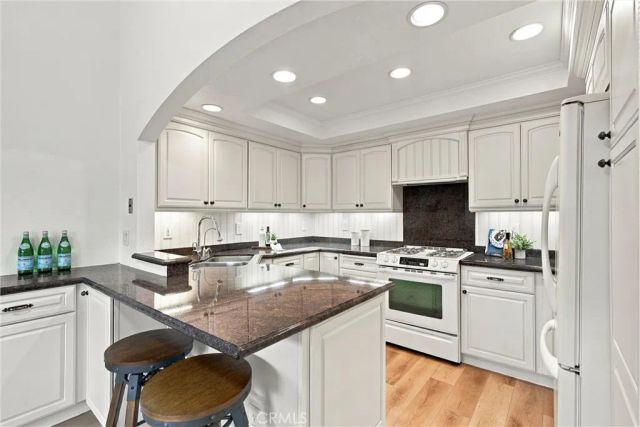 17080 Mount Lomina Court, Fountain Valley, CA 92708