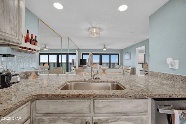 4715 Thomas Drive 506D, Panama City, FL 32408