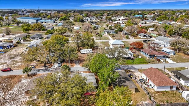 319 LETA STREET, Auburndale, FL 33823